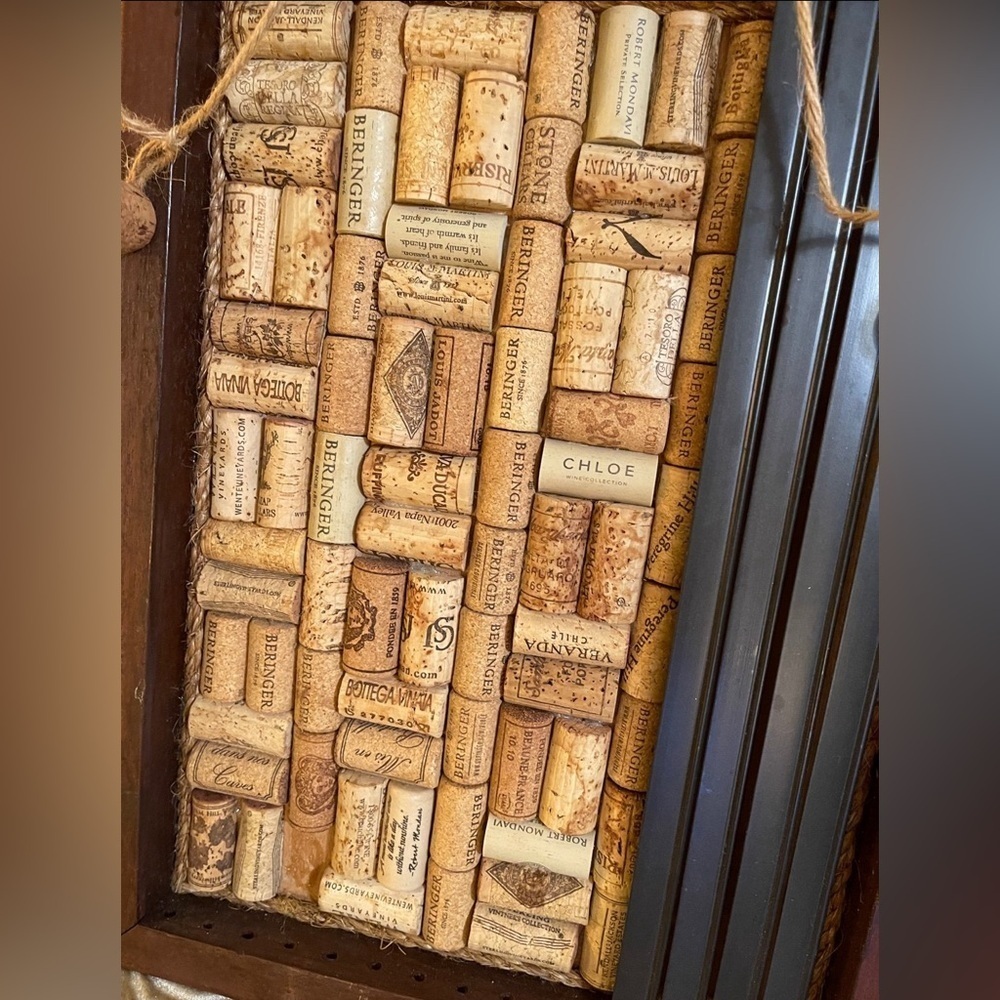 Wine Cork Bulletin Board Wine Cork Shadowbox Hanging Wine Cork Art Decor - Picture 9 of 10